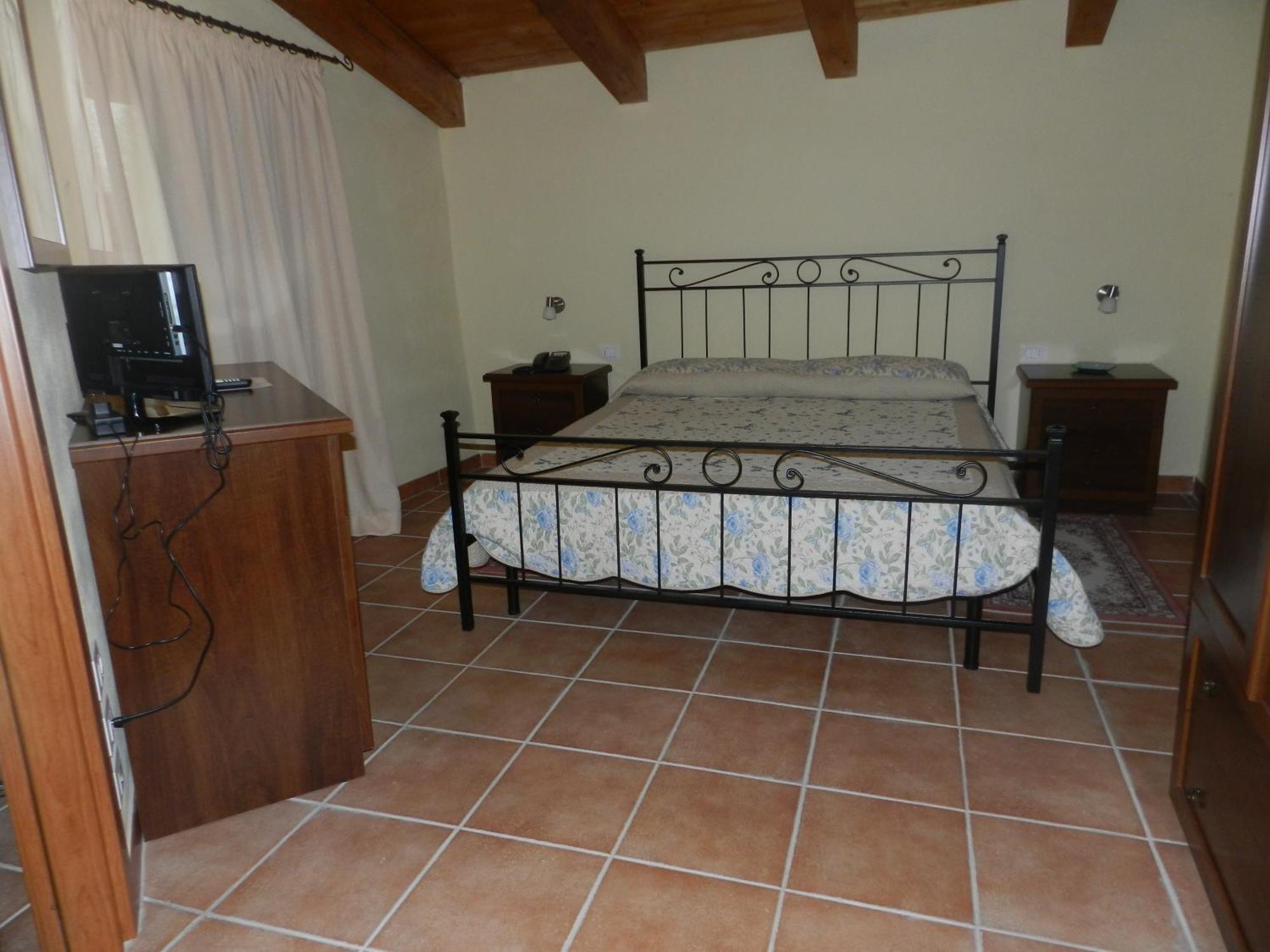 Villa Rosamaria San Chirico Raparo Quarto foto